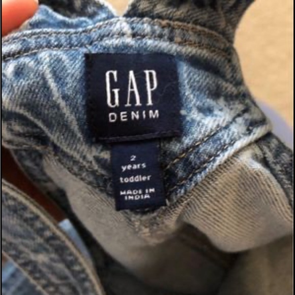 Brand New With Tags ~ 2T Toddler Girls ~ Baby Gap Denim Floral Overall Dress - Picture 4 of 4